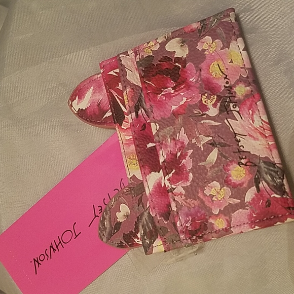 Betsey Johnson card case mauve NWT - Picture 6 of 6